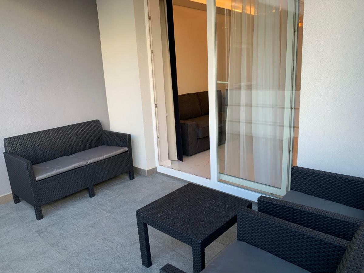 Apartament Grafitowy Apartment Malbork Exterior photo